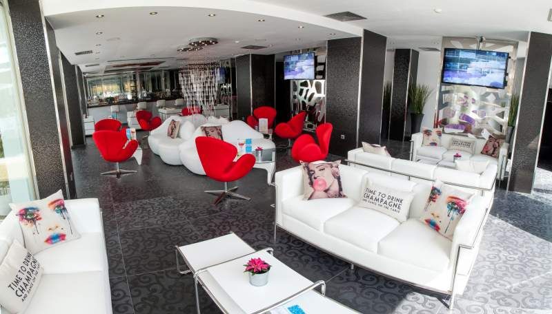Salon