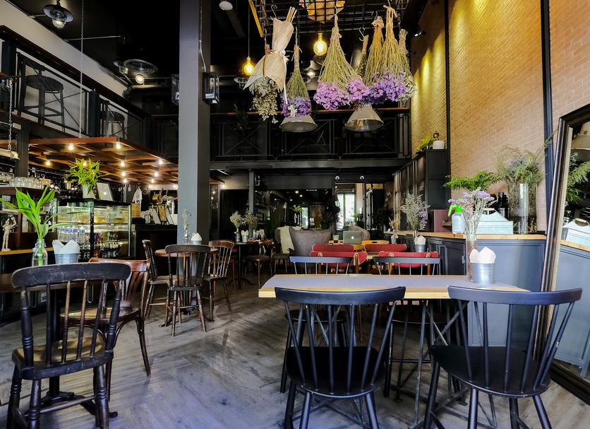 Restaurant Photo