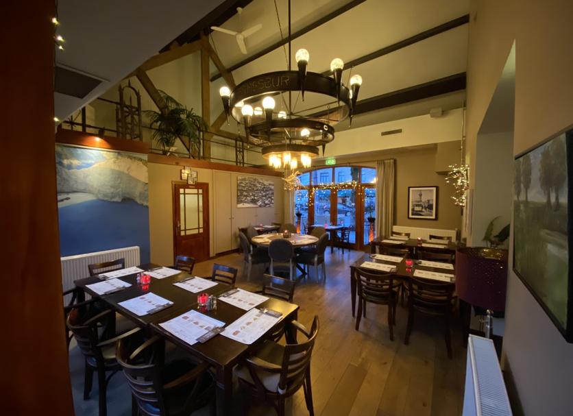 Restaurant Photo