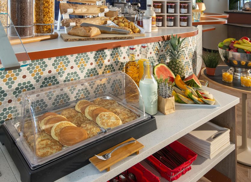 Buffet Photo