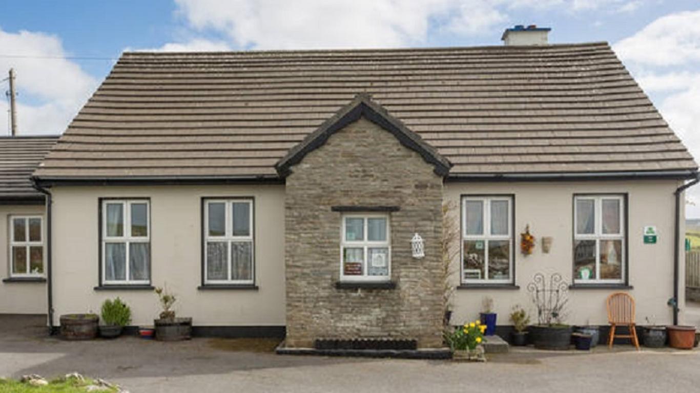 Toomullin House Accommodation
