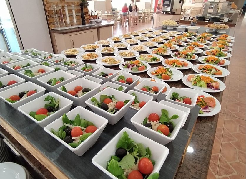 Buffet Photo