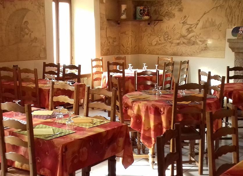 Restaurant Photo