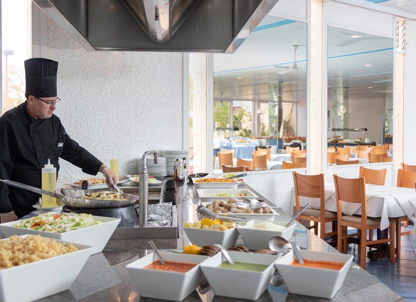 Buffet Photo