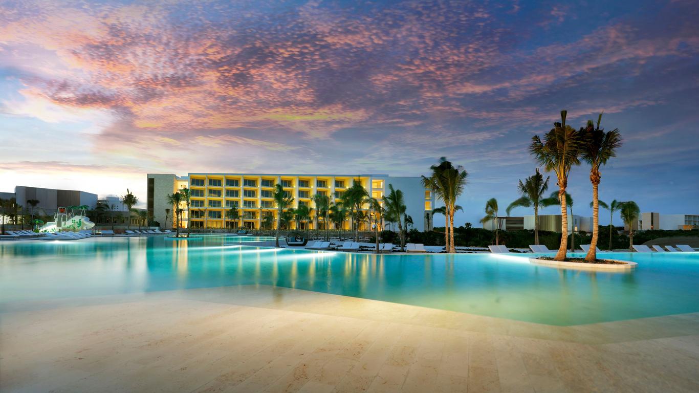 Grand Palladium Select Costa Mujeres
