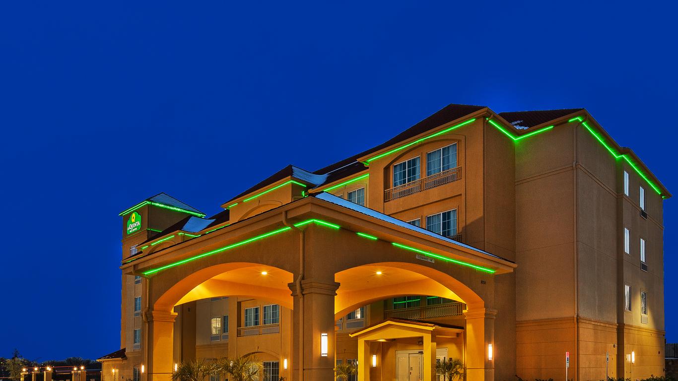 La Quinta Inn & Suites by Wyndham Fort Worth Eastchase