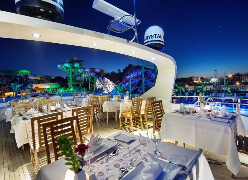 Restaurant Photo