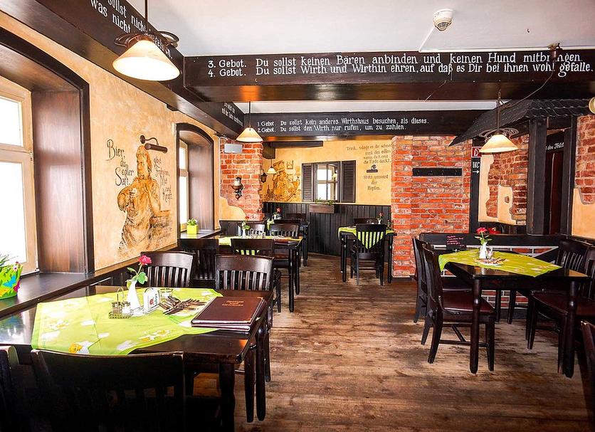 Restaurant Photo